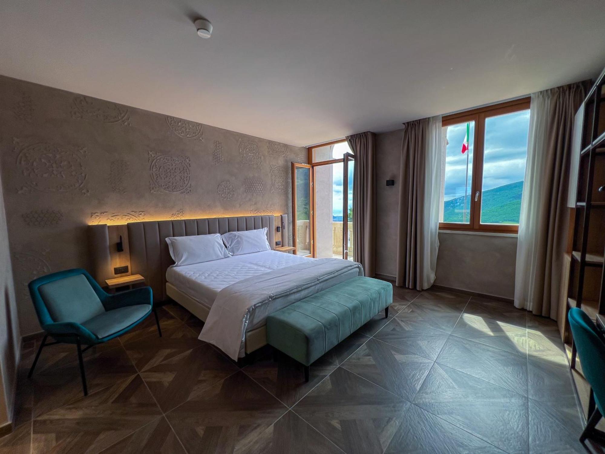 Parc Hotel San Pietro Spiazzi Di Caprino Dış mekan fotoğraf