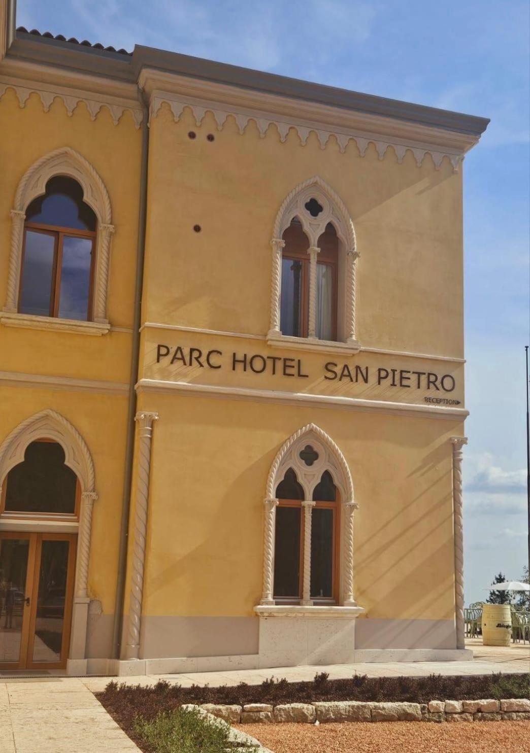 Parc Hotel San Pietro Spiazzi Di Caprino Dış mekan fotoğraf